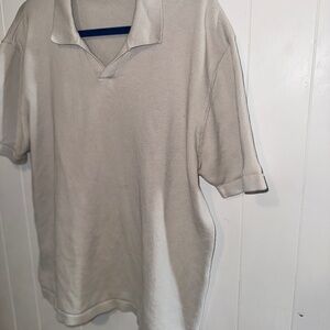 Zara Men’s knit polo shirt. Lapel collar with front opening. Short sleeves